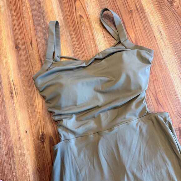 HALARA NWT Softly Zero Airy Green Ruched Lace Up Bodycon Dress Size Medium - Picture 7 of 12